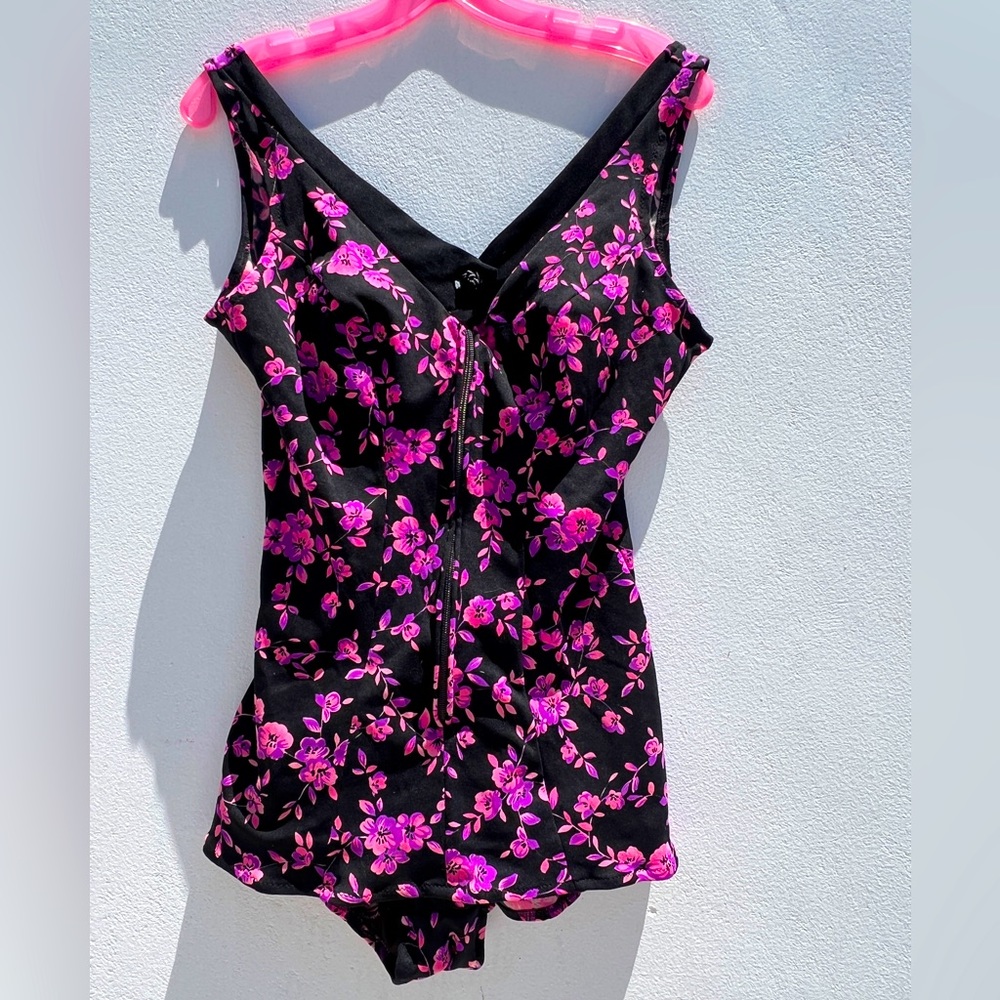 VTG Pink and Purple Floral Mini Dress Look Swimsuit